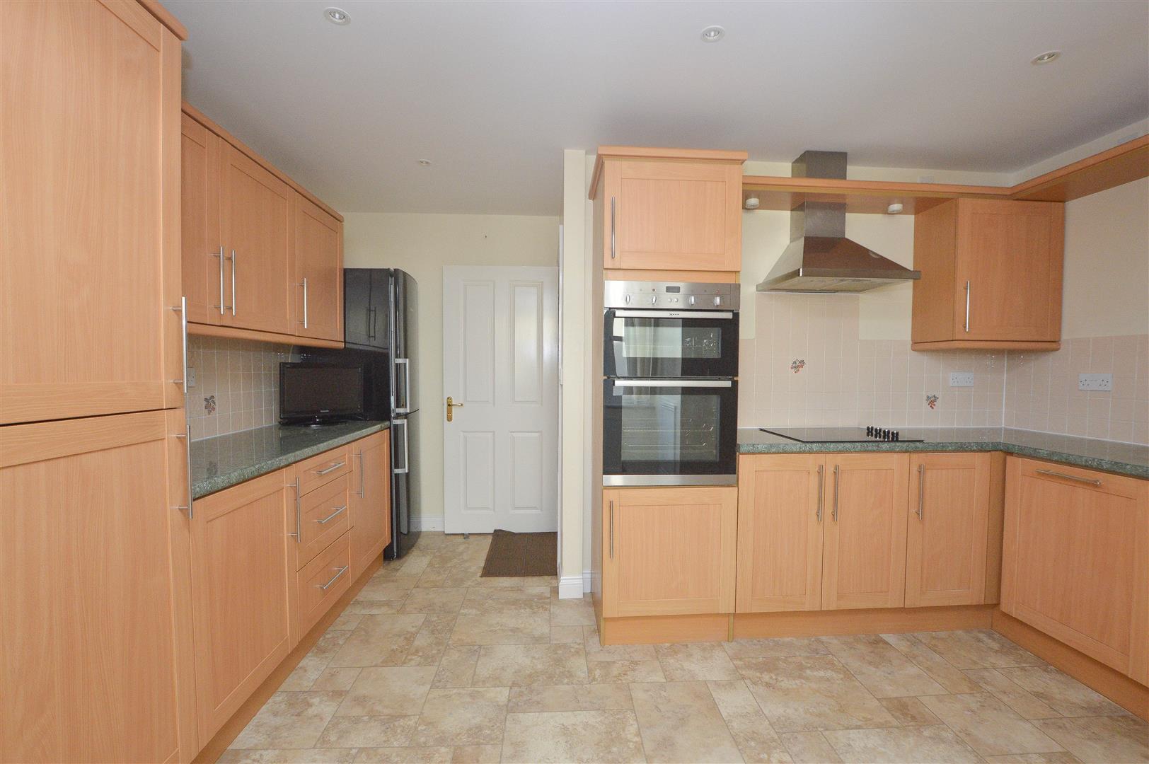 Property Details for Jevington Gardens Eastbourne East Sussex BN21 4HH Town Property Estate